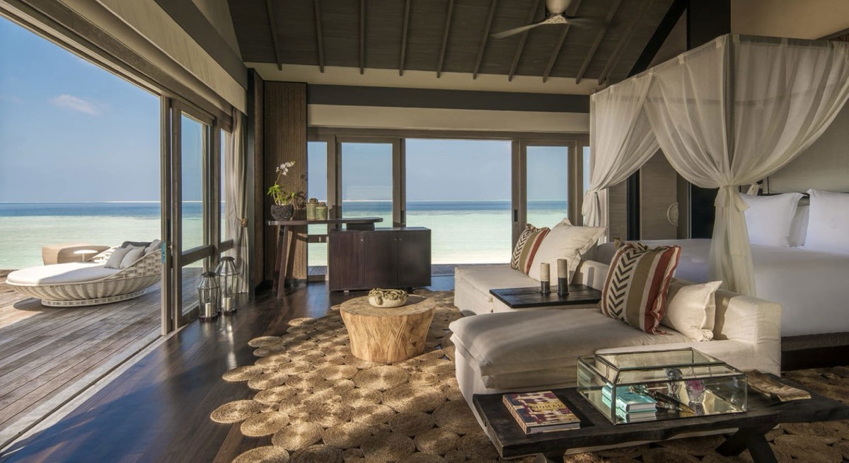 Four Seasons Private Island At Voavah — фото 1