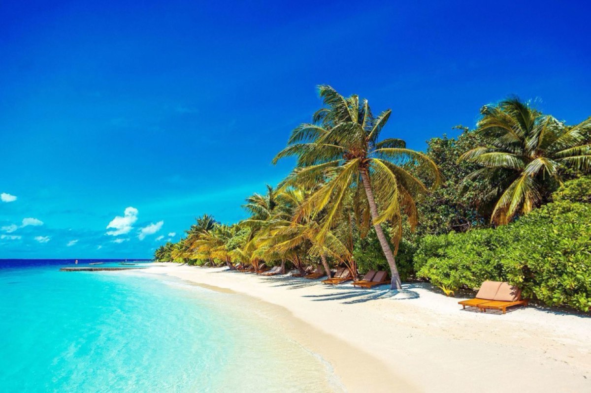 Lily Beach Resort & Spa at Huvahendhoo — фото 2