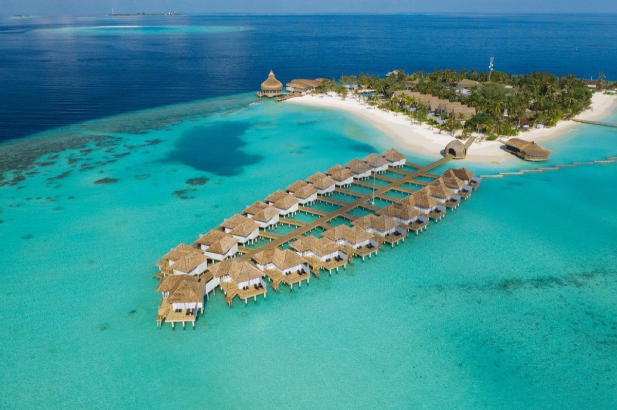 Outrigger Maldives Maafushivaru Resort — фото 1