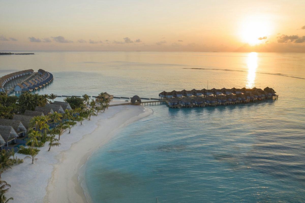 Outrigger Maldives Maafushivaru Resort — фото 2